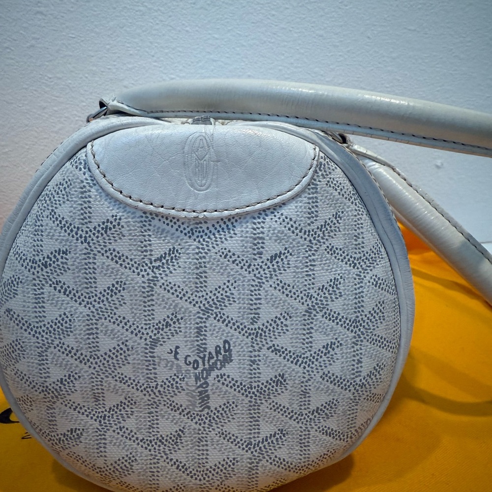 Authentic Authentic Goyard White Leather Goyardine Croisière Boston Duffle Bag - Picture 5 of 16